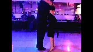 Silvio La Via y Cecilia Linder @ Milonga 10 ~ Di Sarli "Tu... tu cielo y tu", Sep 24 2013,