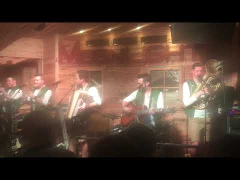 Oberkrainer Power - beim Musikantentreffen in Kössen