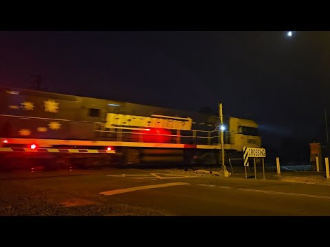 4MA5 PN down "Linfox Express #2" (NR58, NR11), Melbourne to Adelaide, 2133, 5/2/25, Ararat West VIC