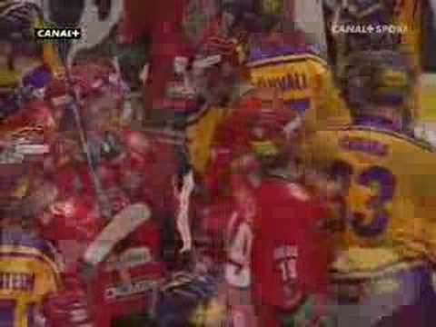 Färjestad VS MODO brawl 2004- 2005