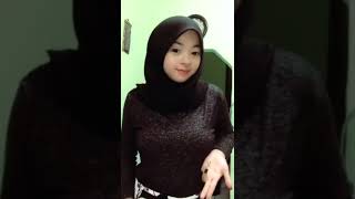 Download lagu UKHTI CANTIK PINGIN DI GOYANG SLABER 🤩🤩🥰🥰😍💕 #shorts #viral #tiktok #trending mp3