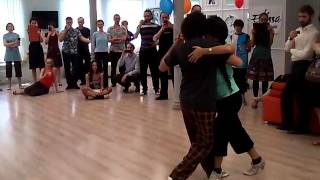 Juan Alba y Mariana Soler. Различные динамики, как оживить ваш хирос.