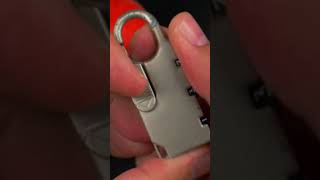 How to Unlock a Combination Lock Without the Code in 2 Seconds 4