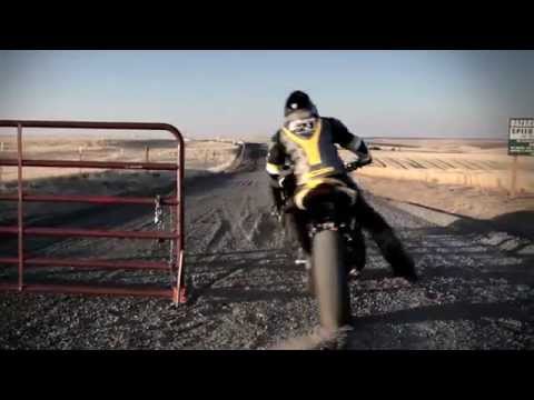 Motorcycle vs Car Drift Battle 2