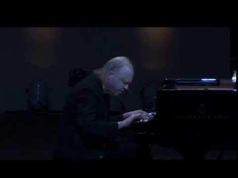 Valery Afanassiev plays Schubert Piano Sonata D. 960 - video 2013