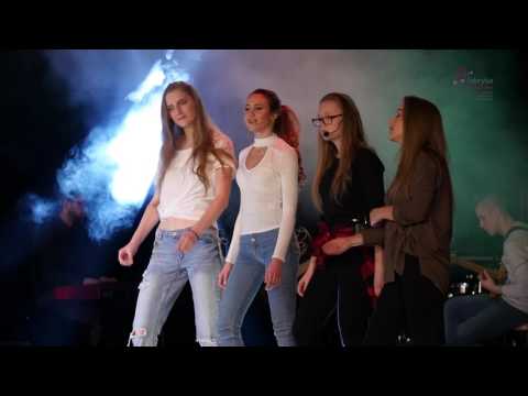 "Man in the Mirror" Elisabeth Pryka & Zespół Wokalny Fabryki Talentów