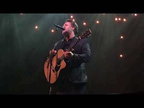 Russell Crowe -Indoor Garden Party -Dublin