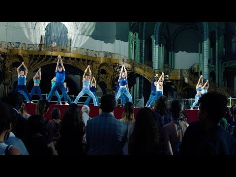 Le Grand Bal, variations autour de "Messe pour le temps présent"