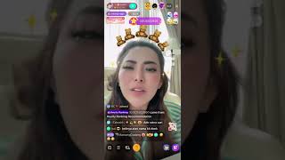 Download lagu Ayu Aulia Dapat Mobil Pajero Baru Dari Pacar nya | Bigo Live Indonesia #bigolivevideo mp3