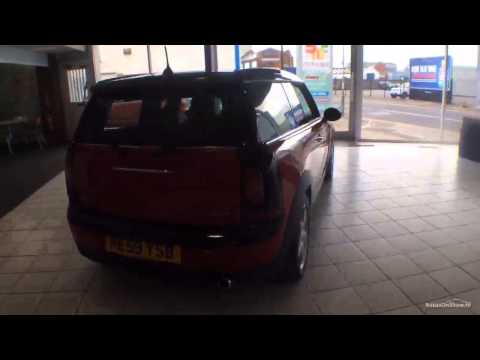 MINI CLUBMAN COOPER D RED 2009