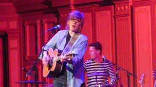 Brett Dennen singing : Already Gone in concert