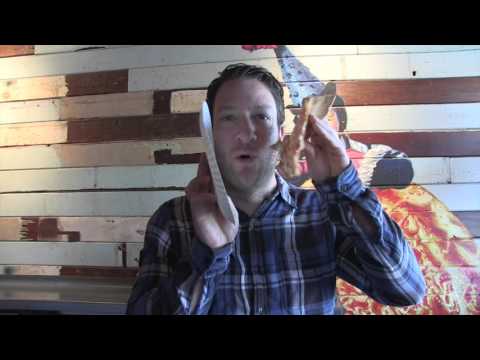 Revisão de pizza esportiva de banqueta de bar - Home Slice - Austin, TX