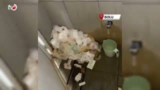 Türbede Tepki Çeken Görüntüler