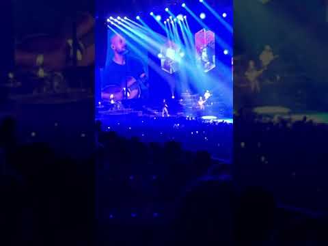 Tourist LeMC ft. Flip Kowlier - de troubadours Live @ sportpaleis
