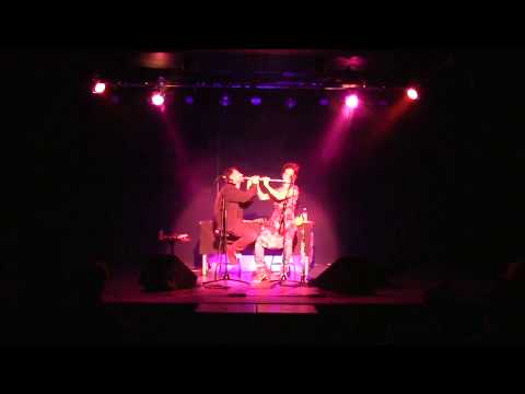 Zopli2 - Dúo a flauta sola /Duet for one flute (live in Granada)