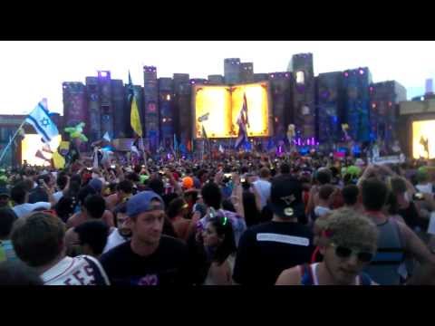 Hardwell Intro Live @ Tomorrowworld 2013