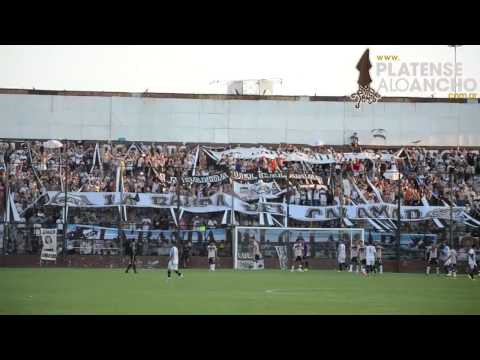 "Hinchada Calamar | Platense 1 - 0 UAI Urquiza | Fecha 19 | Campeonato 2016/2017" Barra: La Banda Más Fiel &bull; Club: Atlético Platense