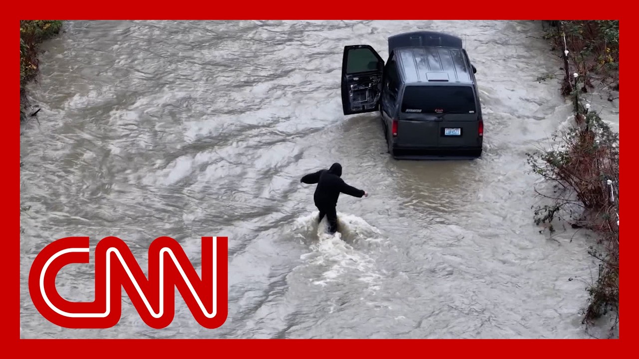 At least 6 rivers hit major flood stage in Washington