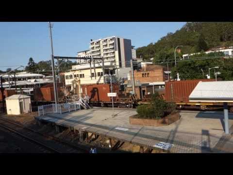 6BW4 with NR18 trailing - 8/2/14