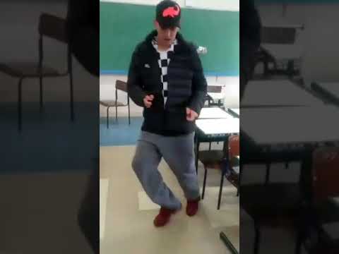 Mc Th e Mc Menininho - Rabetão No Chão ( Bruno Bronks )