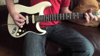 Video thumbnail for Fender American Deluxe Stratocaster Olympic Pearl !! by DaanJM