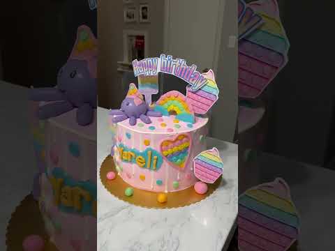 Pastel de arcoíris 🌈 #cakes #pasteles #cakeshorts #reposteria #arcoíris #fidgetpopit #popit #shorts