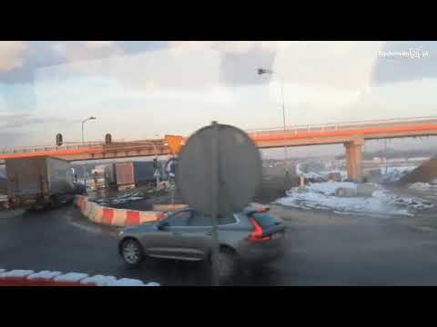 Węzeł autostradowy w Kamieńsku z okna samochodu