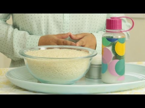 How to Make a Natural Rice Toner for your Face