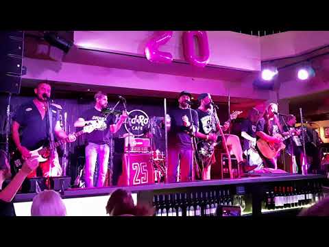 Divokej Bill - Čmelák (Hard Rock Café Praha 23.10.2019)