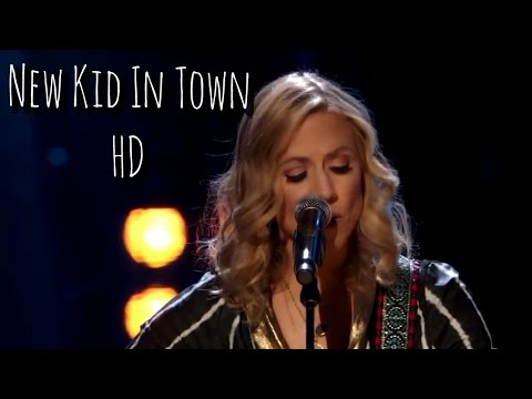 HD - Sheryl Crow "New Kid In Town"🎸w/ Grace Potter & Audley Freed