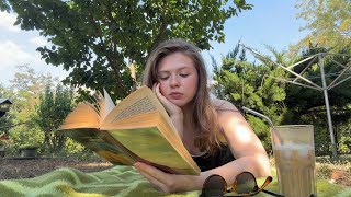 the theme is: iced coffee & reading (vlog)