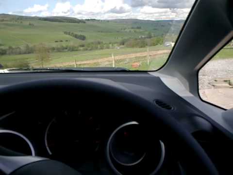 Dump the clutch a bitt :)