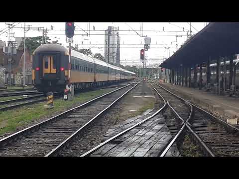 RegioJet 1221 - 4 Asea 305 za Ogulin - Rijeka - Split.