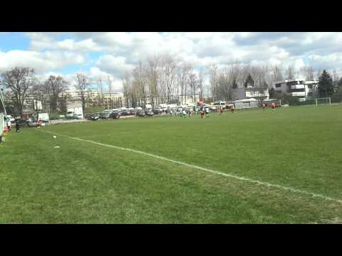 Bratniak II Kraków - Grom Kraków 5:1 (szansa Gromu, 24 minuta)