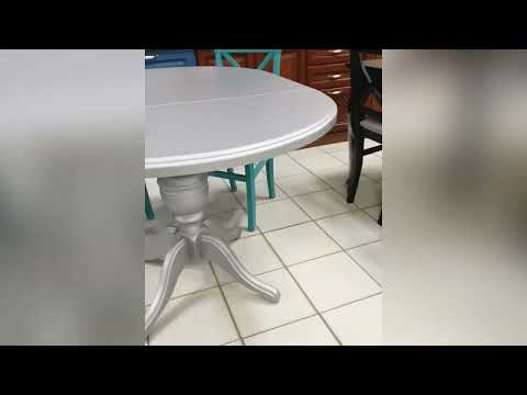 Кухонный раскладной стол Леонардо-1 исп. Круг 1000, тон 9 (Морилка/Эмаль) в Мурманске - видео 1