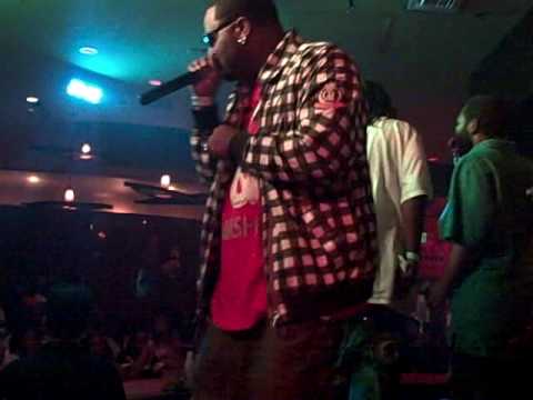 UNDA SURVEILLANCE & WILL .I.AM - MAKE IT FUNKY (OFFICIAL VIDEO)