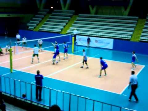 2013.10.26 UKS HUTNIK Dobry Wynik KRAKÓW - TSV Mansard Sanok 3-0 (2liga siatkarzy) 4/51