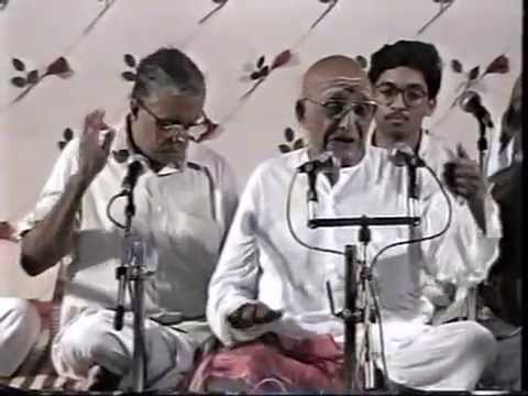 Semmangudi Srinivasa Iyer  -Ramanannu Brovara-Harikambhoji_13m 21s