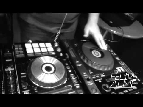 Scratch in Guitar Track - Sander van Doorn & Firebeatz