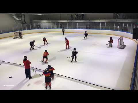 Diskos -09 punainen - JyP -09 valkoinen  8.11.2020 kenttä 1