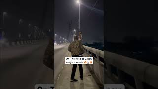 Download lagu Tujuan dari 2 lagu baru ini adalah untuk berdansa, tapi untuk sekarang nikmati saja lagu On The R... mp3