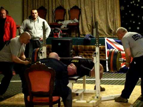 British Powerlifting Organisation - British Qualifiers 2010 Ripped Gym.MOV