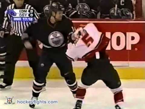 Ethan Moreau vs Steve Montador Nov 21, 2002