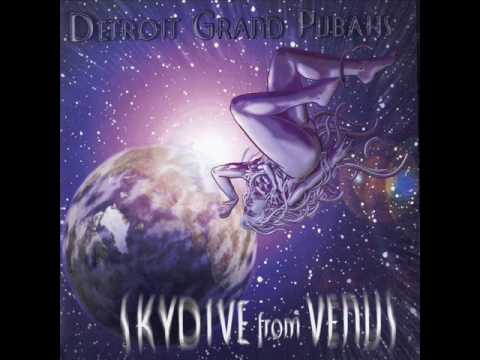 Detroit Grand Pubahs - Skydive from Venus (Deetron mix)
