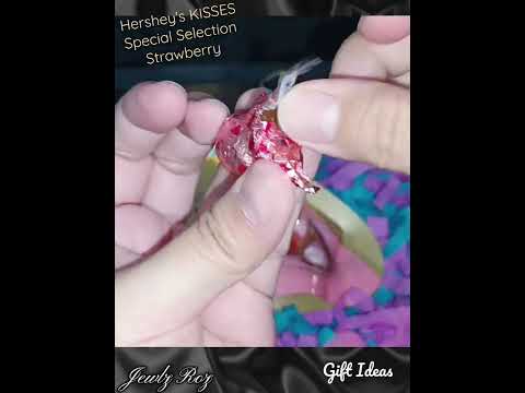 Hershey's KISSES Special Selection Strawberry/ Gift Ideas #Lights #Chocolates #Hershey #Kisses