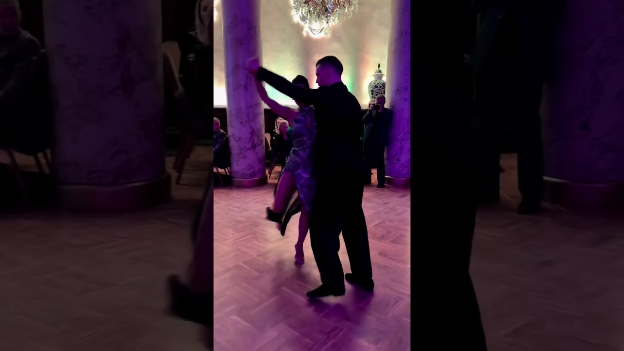 🤍 Follow ➡️ @tangoexpoPerformance: @valentin.bobkov.93 y @katerina_tsybrova #tango #танго