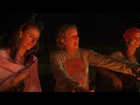 Download Achtung Liebe Jam Jam Chilli Chilli Mp3 dan Mp4 2018