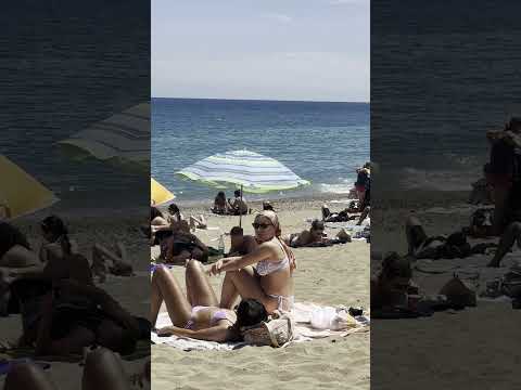 🇪🇸 Beautiful day at Barcelona beach