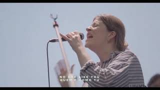Quem é Como (Tu No One Like You) - Laura Souguellis | UPPERROOM