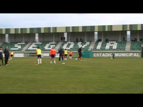 Calentamiento del Ciudad Rodrigo CF en Segovia (17/1/2016)